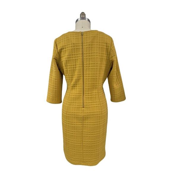 Sharagano mustard yellow 3D Poly Spandex Stretch dress zipper back Sz 14 - Picture 3 of 5